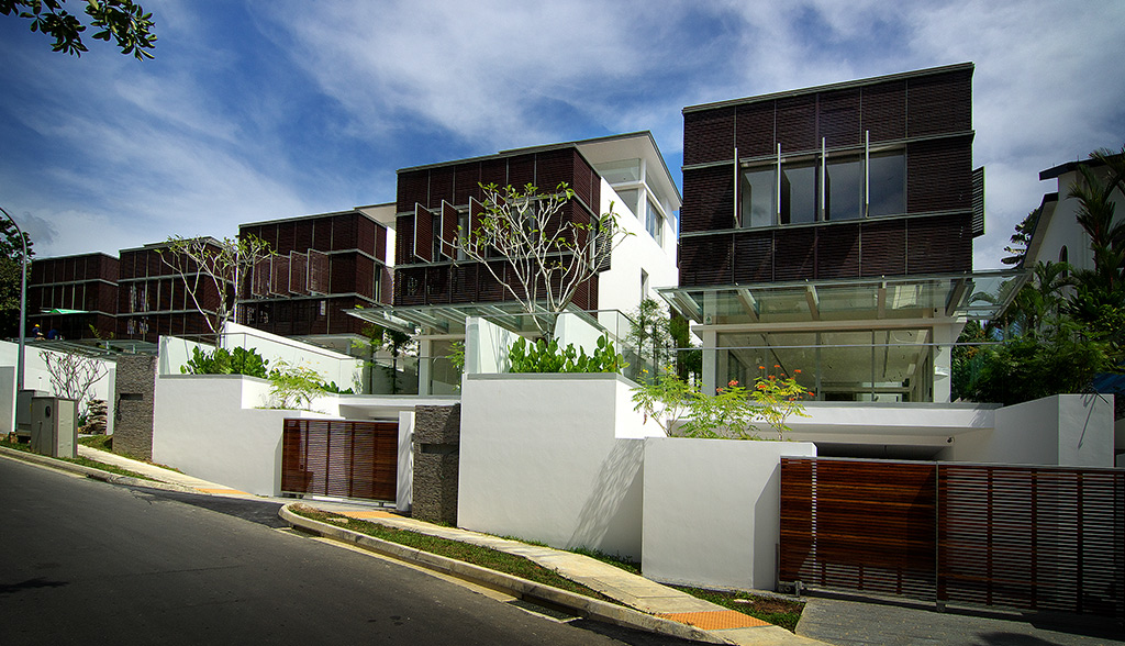 Tudor Close House II